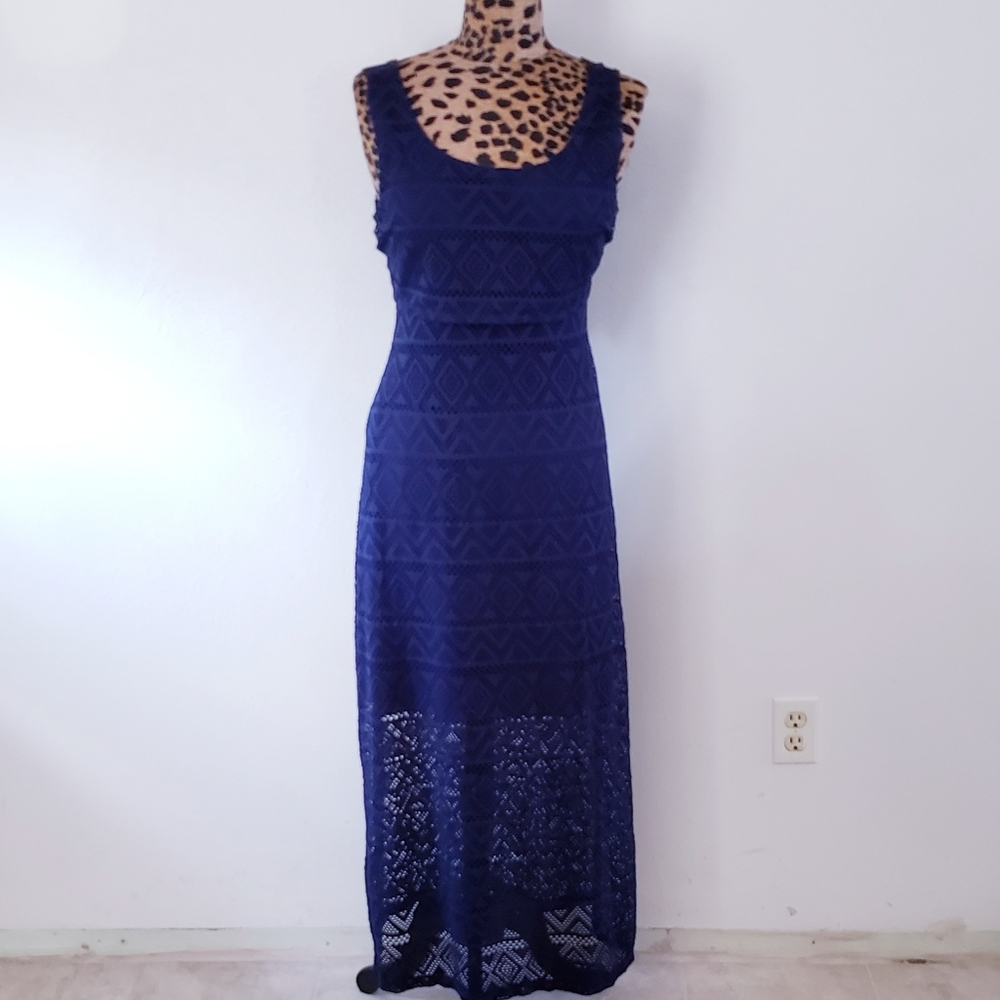 EMERALD SUNDAE Navy Lace Dress